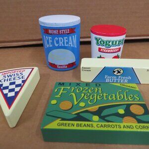 Melissa & Doug 5 Piece Lot Wooden Fridge Food Items Ages 3+